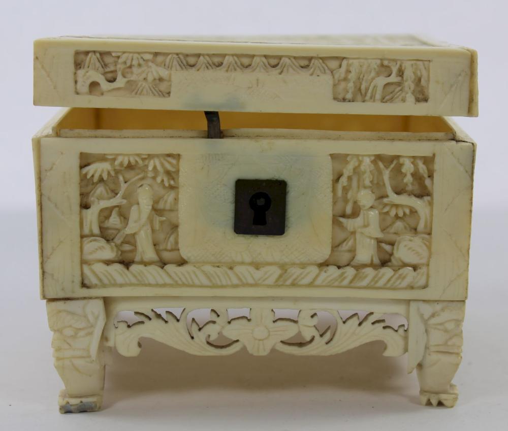 Chinese Ivory Hinged Box wi... image