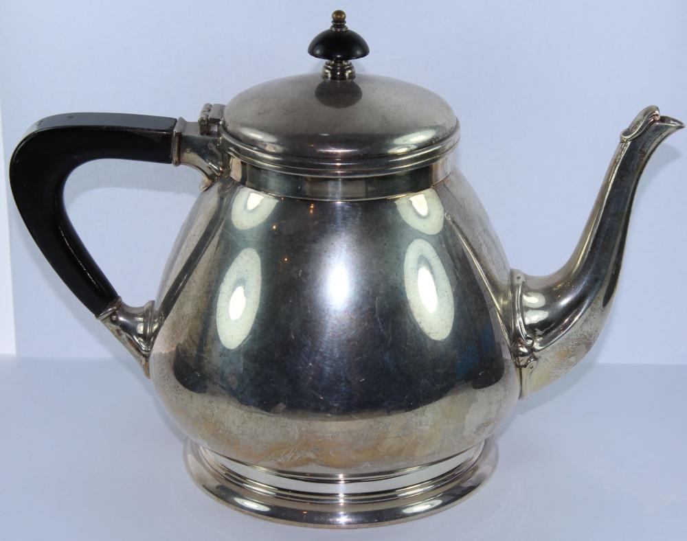 Vintage Tea Pot in Solid St... image