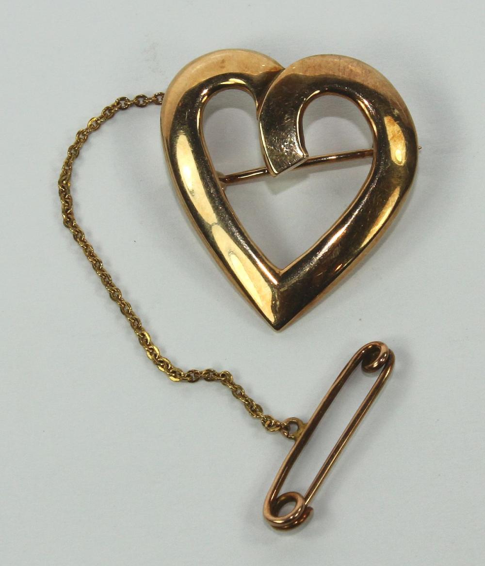 Heart-shaped Brooch in 10ct... image