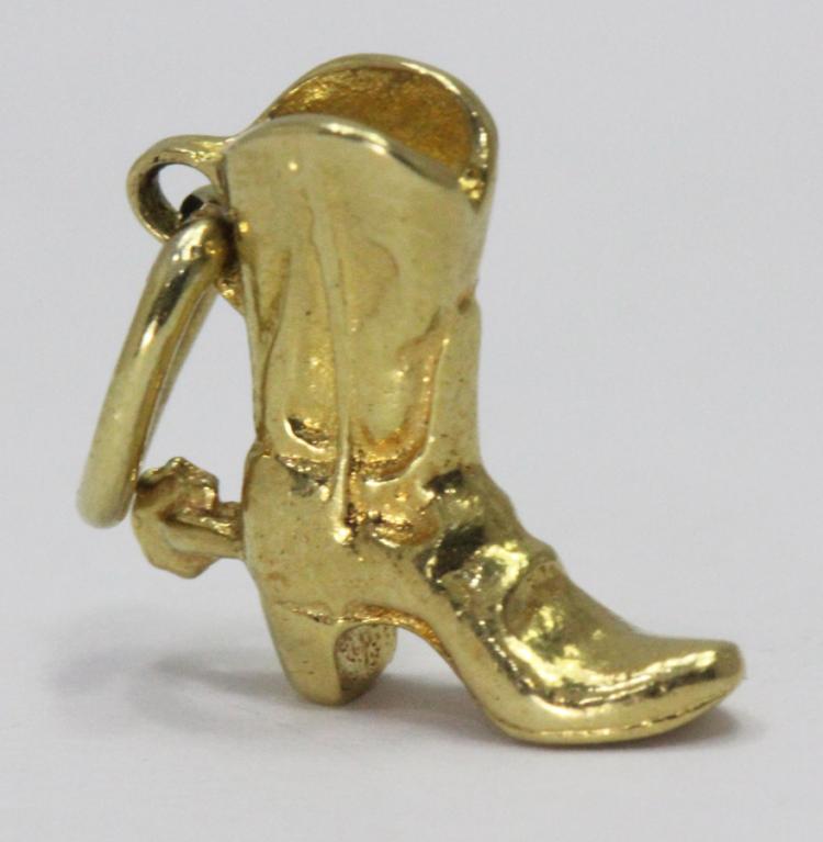 Cowboy Boot Charm in 16ct Gold image