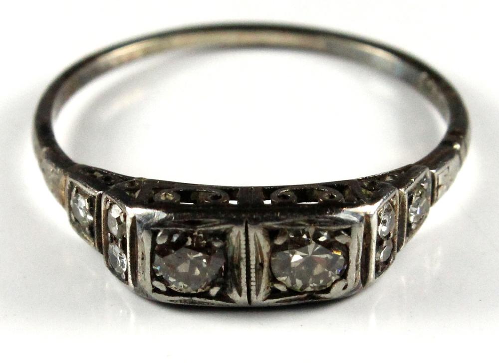 Antique old-cut Diamond Rin... image