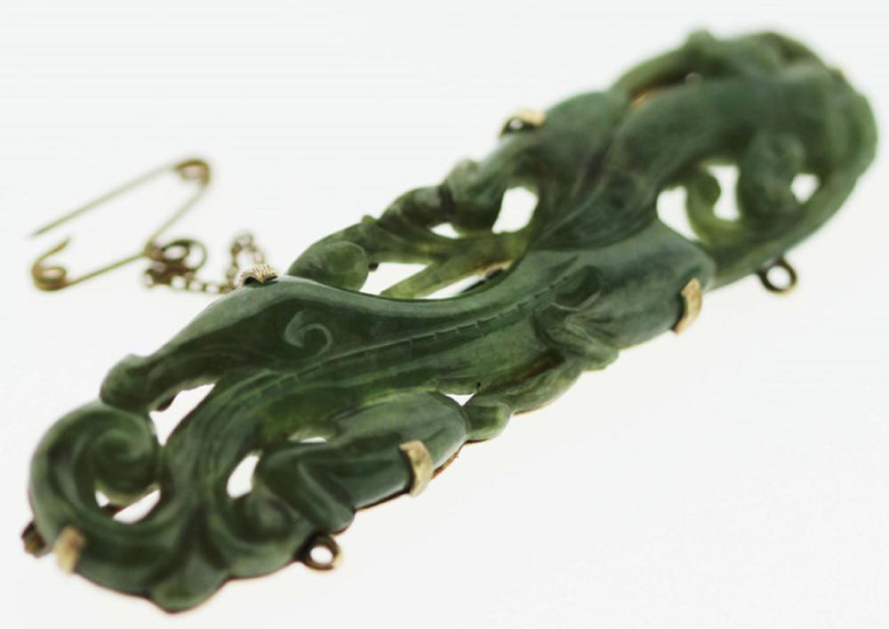 Vintage Green Jade in a 9ct... image