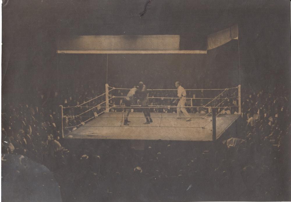 Boxing. Rare original photo... image