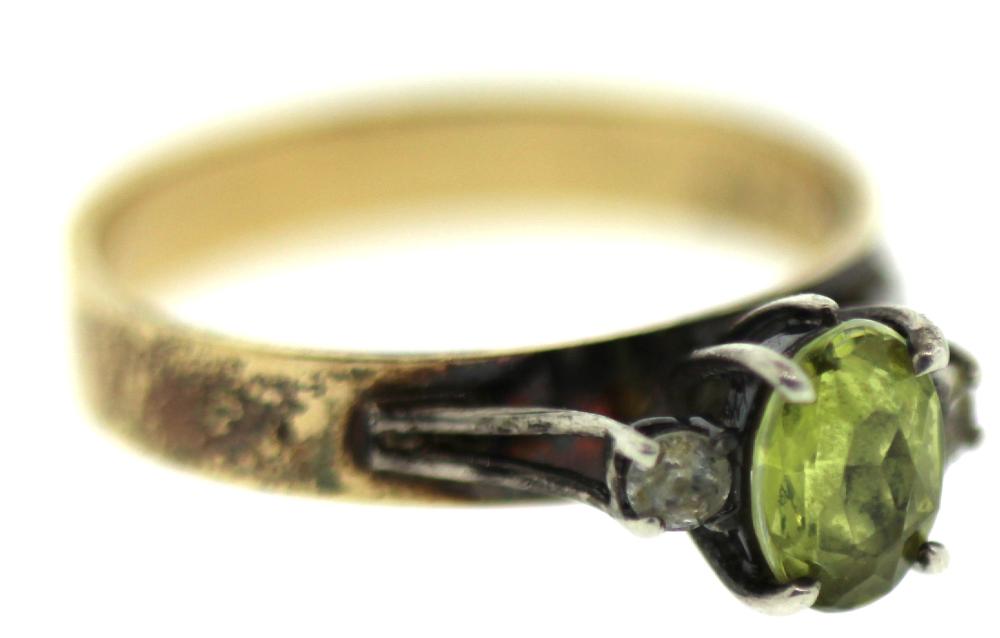 Peridot & White Sapphire Ri... image