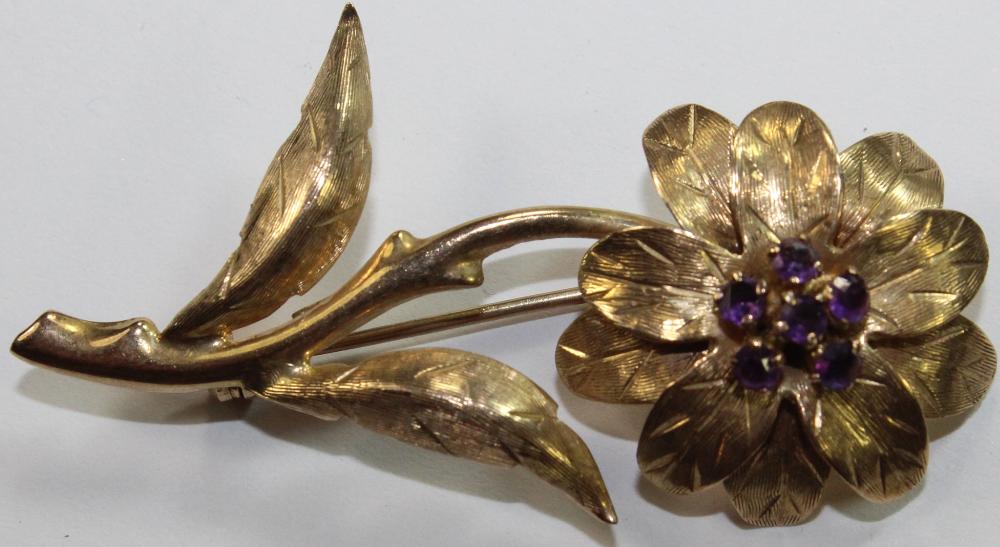 Attractive Flower Brooch in... image