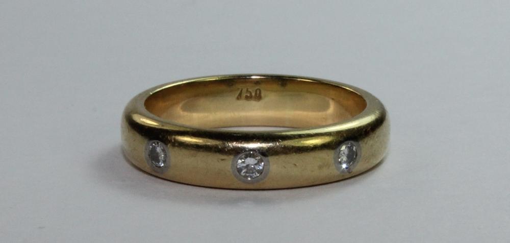 Gold Band in 18ct Yellow Go... image