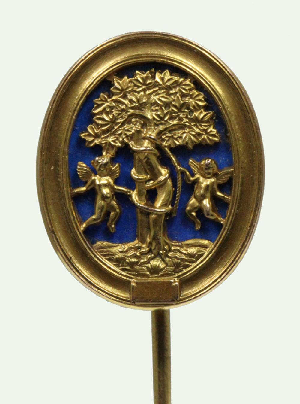 Exquisite 9ct Gold Pin with... image