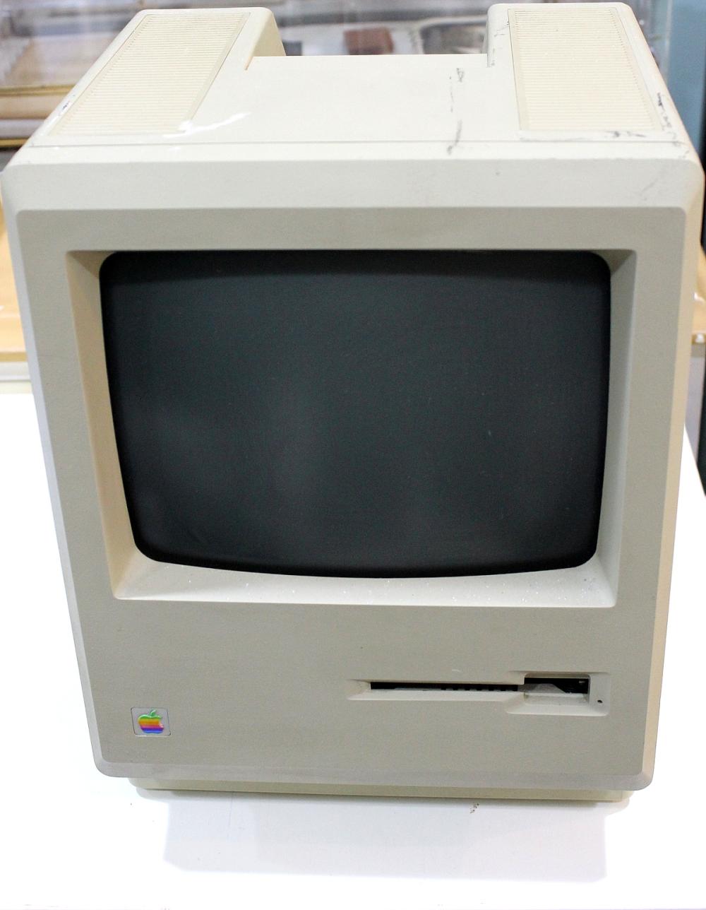 Apple 'Macintosh Classic' P... image