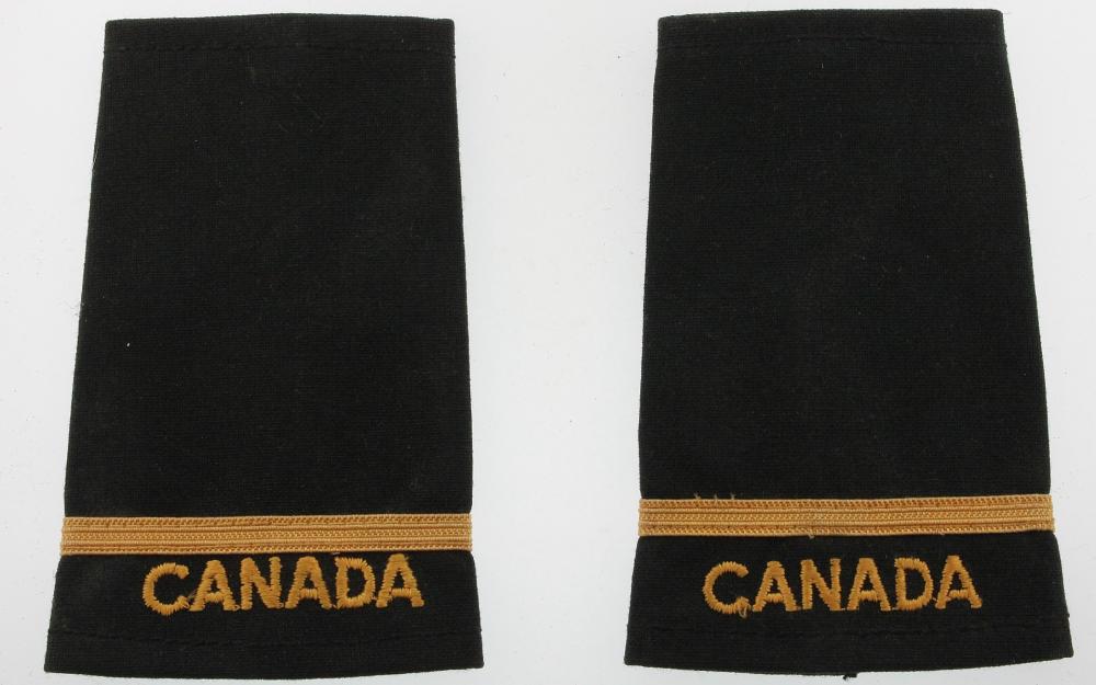 Canada. Military Epaulettes... image