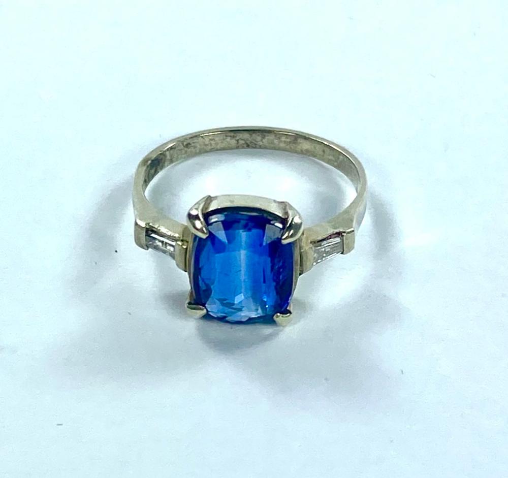 Unusual Kyanite Ring in 9ct... image