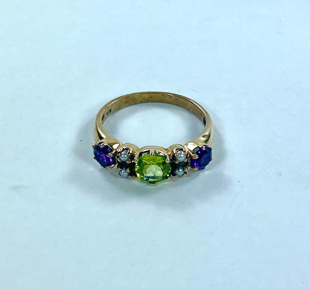 Suffragette-style Ring in 9... image