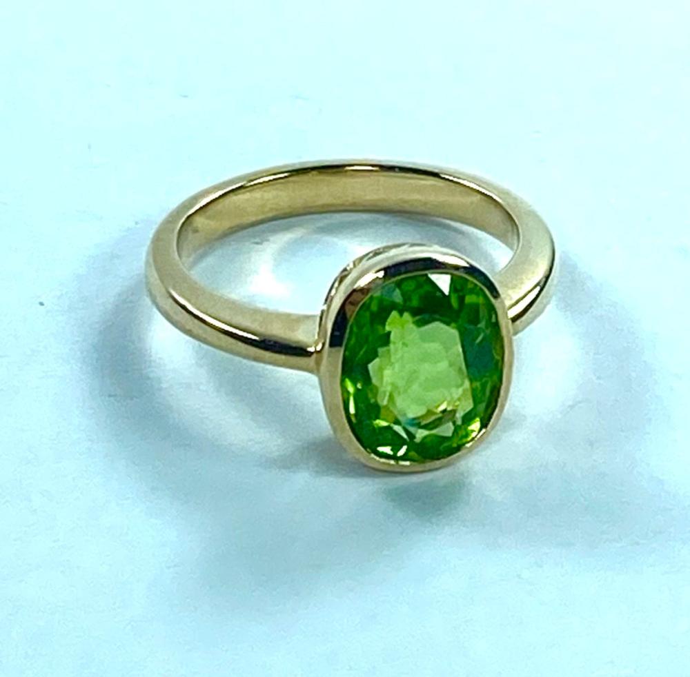 Modern Oval Faceted Peridot... image