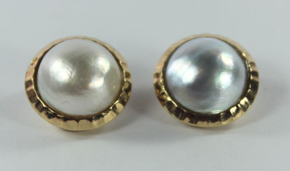 Quality Mabe Pearl Clip-on ... image