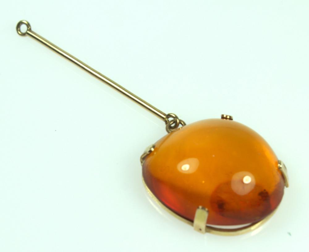 Honey Amber Pendant in 9ct ... image