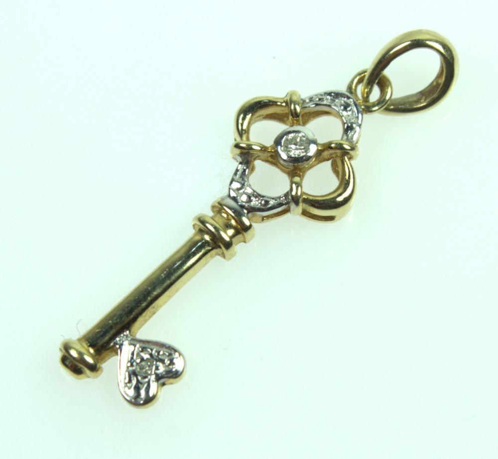 Diamond-set Key in 9ct Yell... image