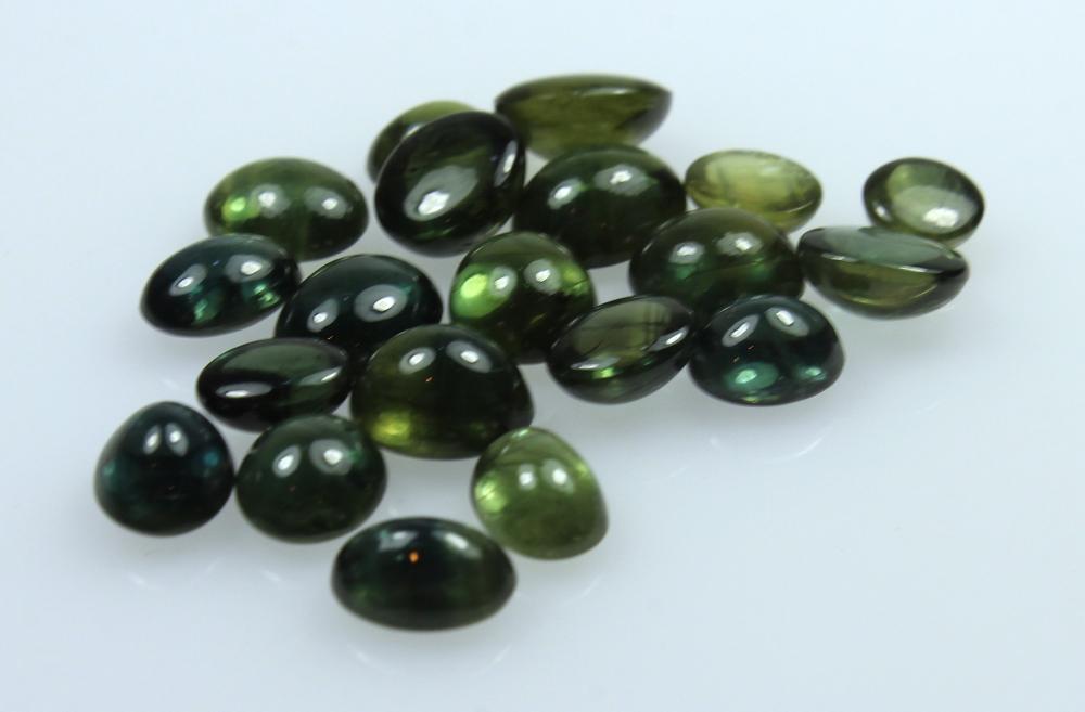 Twenty Green Cabochon Sapph... image