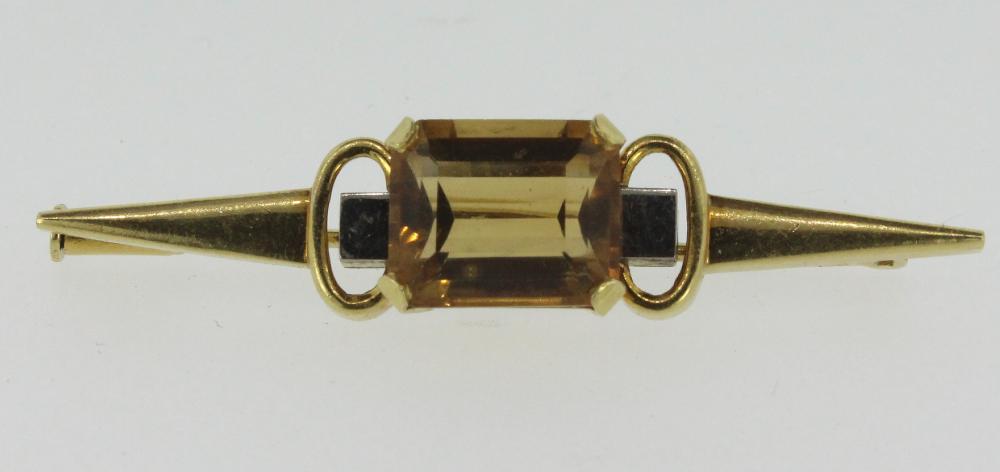 Emerald-cut Citrine in an 1... image