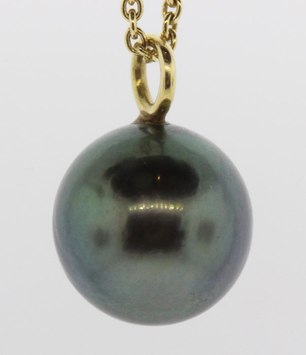 Black Sea Pearl on a 9ct Go... image