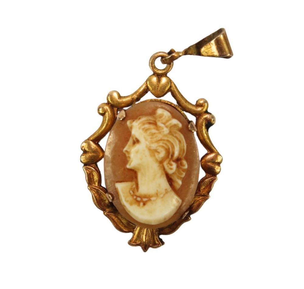 Vintage Shell Cameo Pendant... image