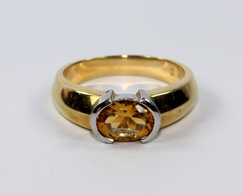 14ct Yellow Gold Ring featu... image