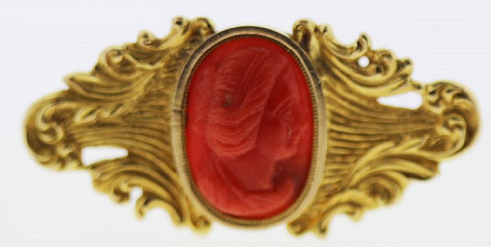 Classic Style Brooch in 17c... image