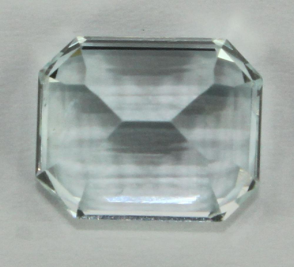 Emerald-cut Aquamarine image