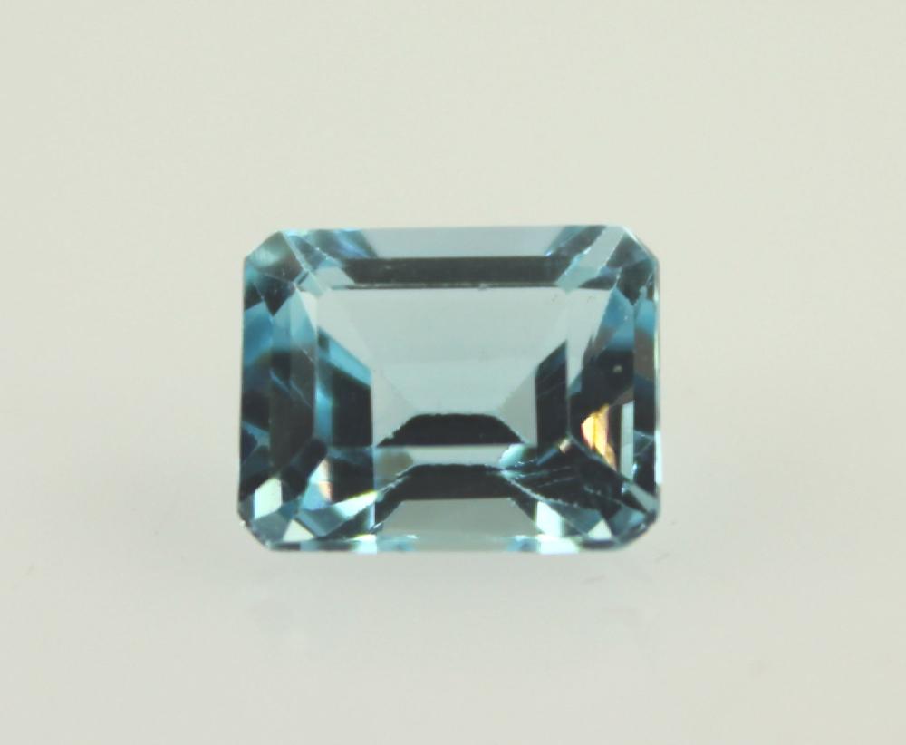 Emerald-cut Sky Blue Topaz image