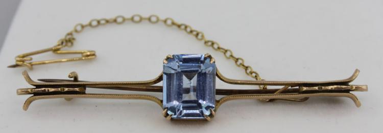 Vintage 9ct Pin with Blue S... image