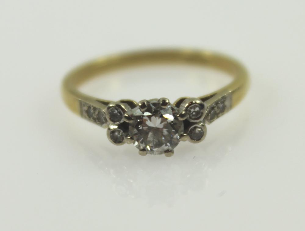 Diamond Ring in 18ct Yellow... image