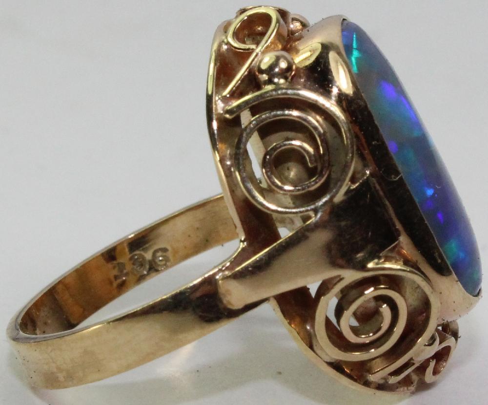 Vintage Opal Doublet Ring i... image