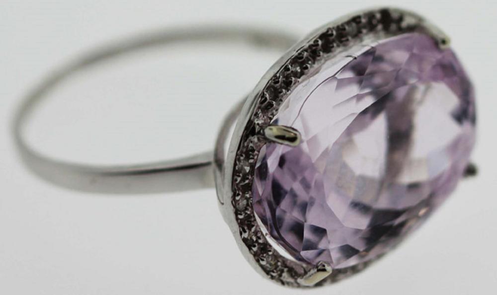 Large Kunzite Ring in 10ct ... image