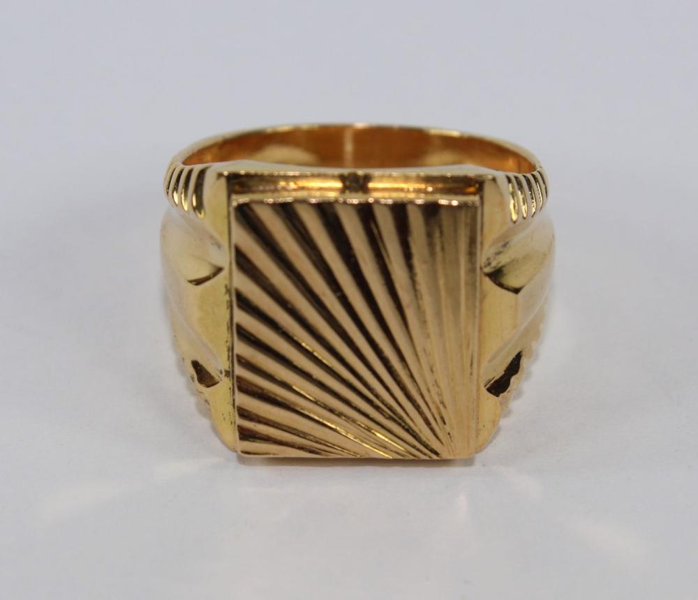 Men's Sunburst Ring in 18ct... image