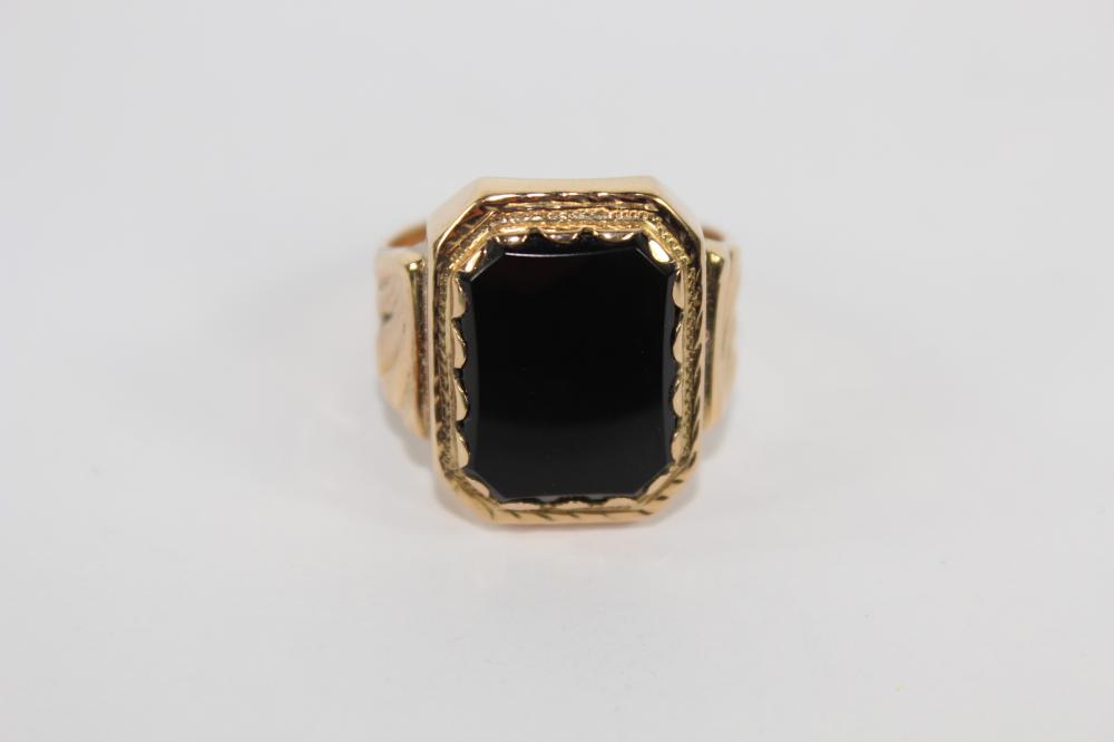 Men's Black Onyx Ring in 14... image