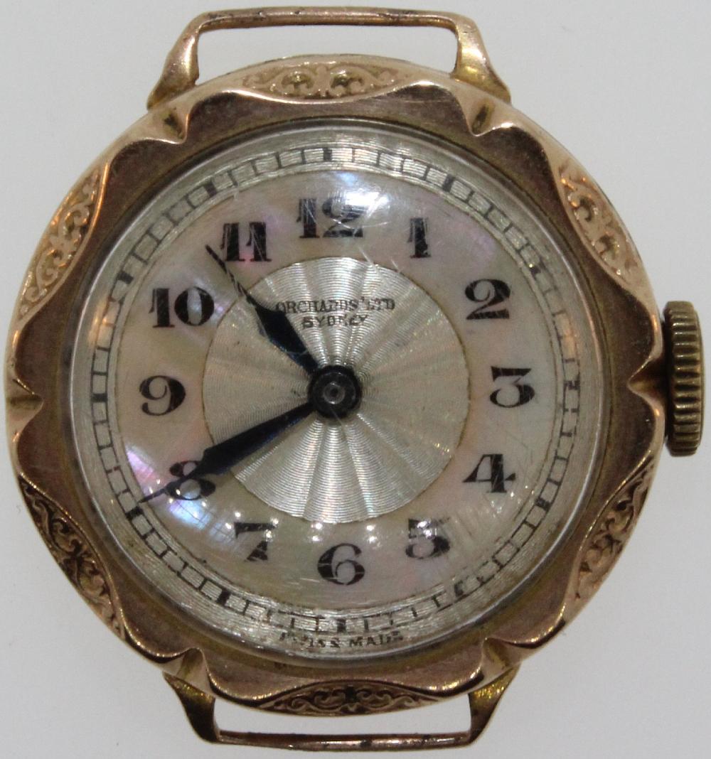 Vintage Women's Watch in 9c... image