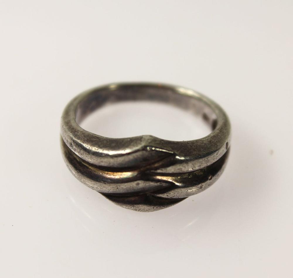 Sterling (925) Silver Ring image