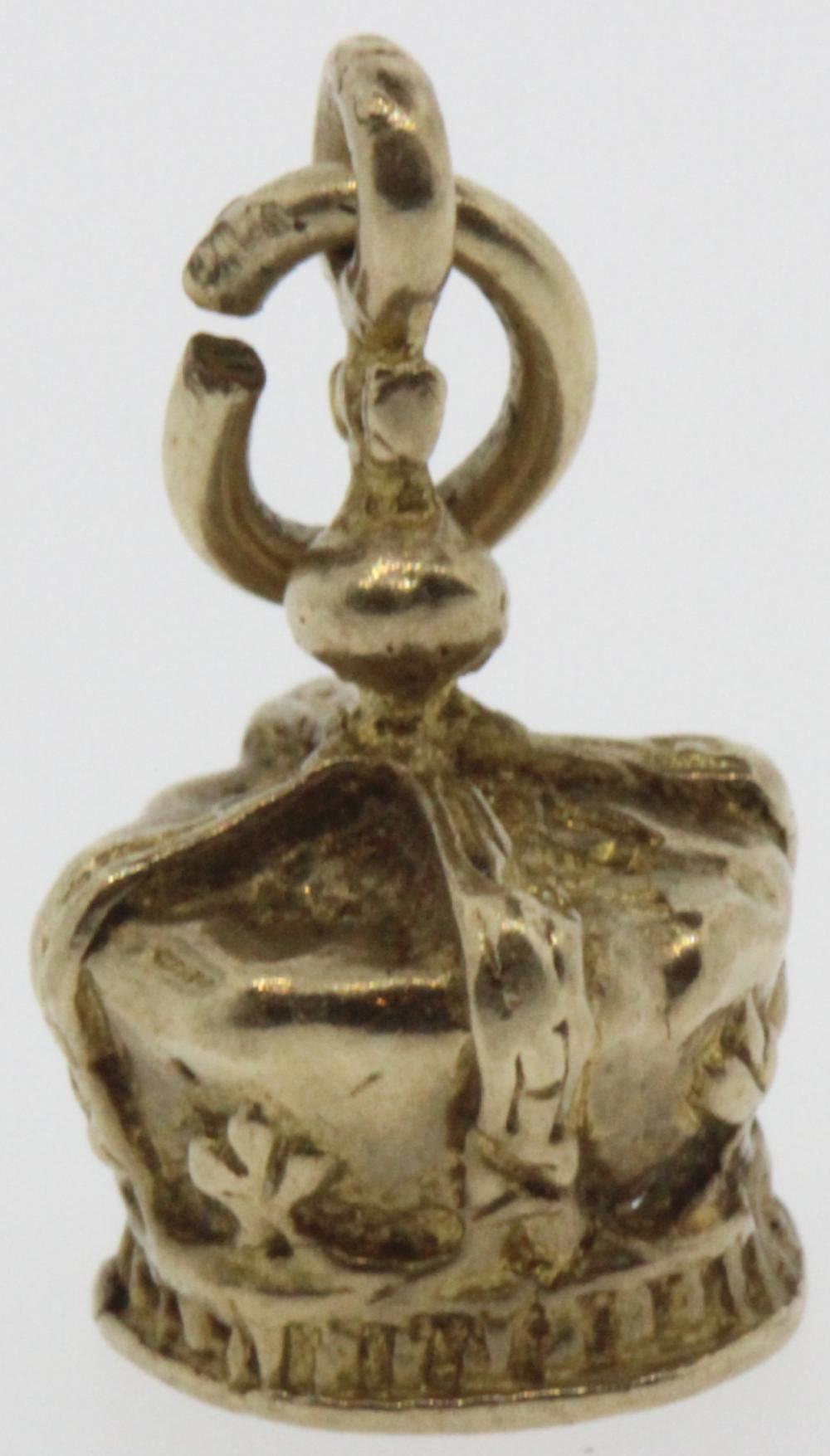 Crown Charm in 9ct Gold image