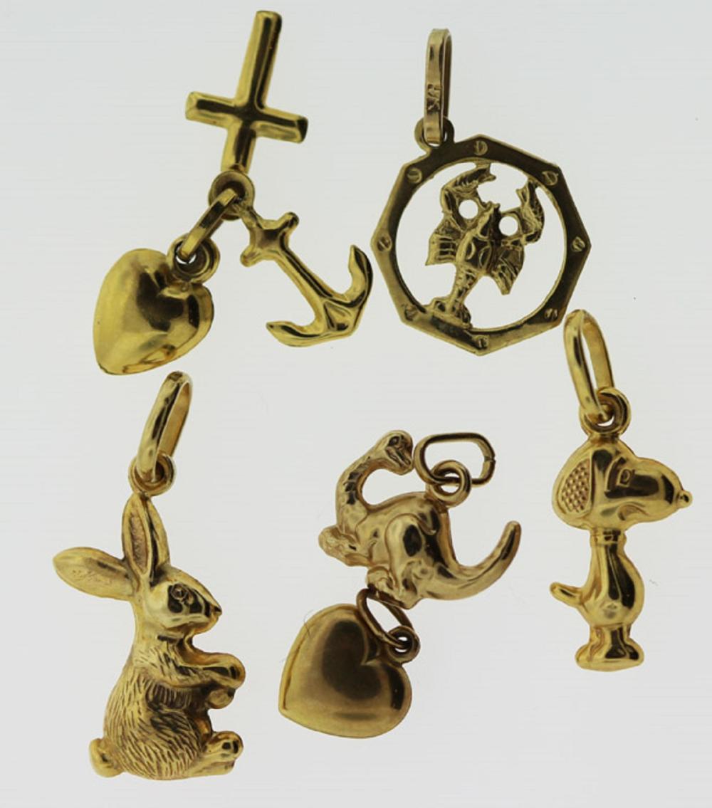 Gold Charms in 9ct Gold (8 ... image