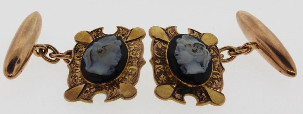 Vintage Cameo Cufflinks in ... image