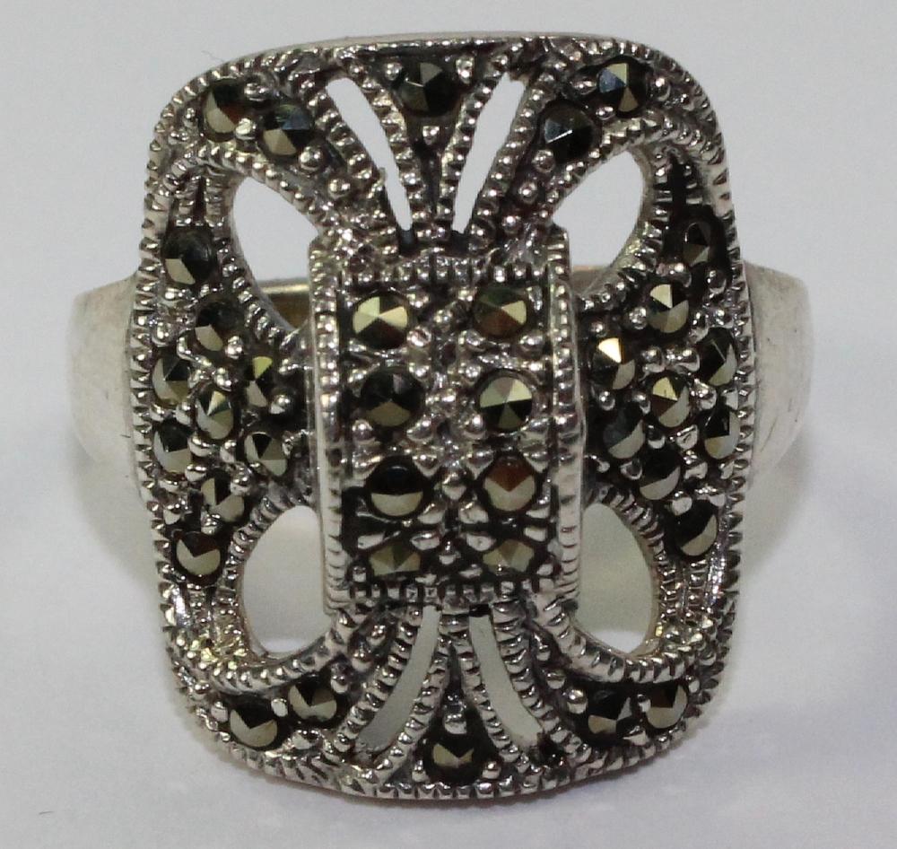 Marcasite Ring in Sterling ... image