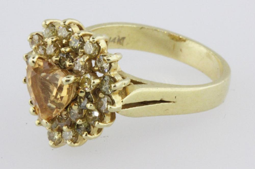 14ct Yellow Gold Ring with ... image