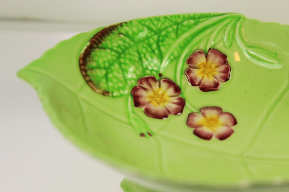 Carlton Ware Leaf Bowl image