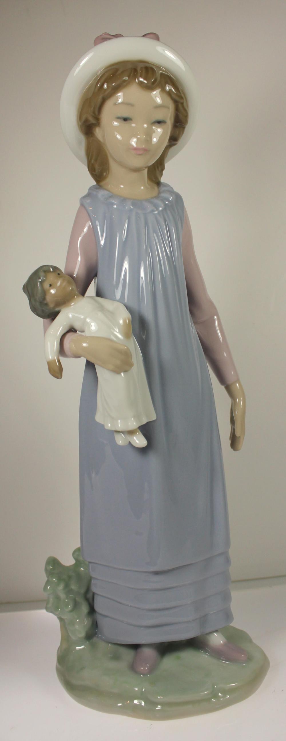 Vintage Lladro Porcelain Fi... image