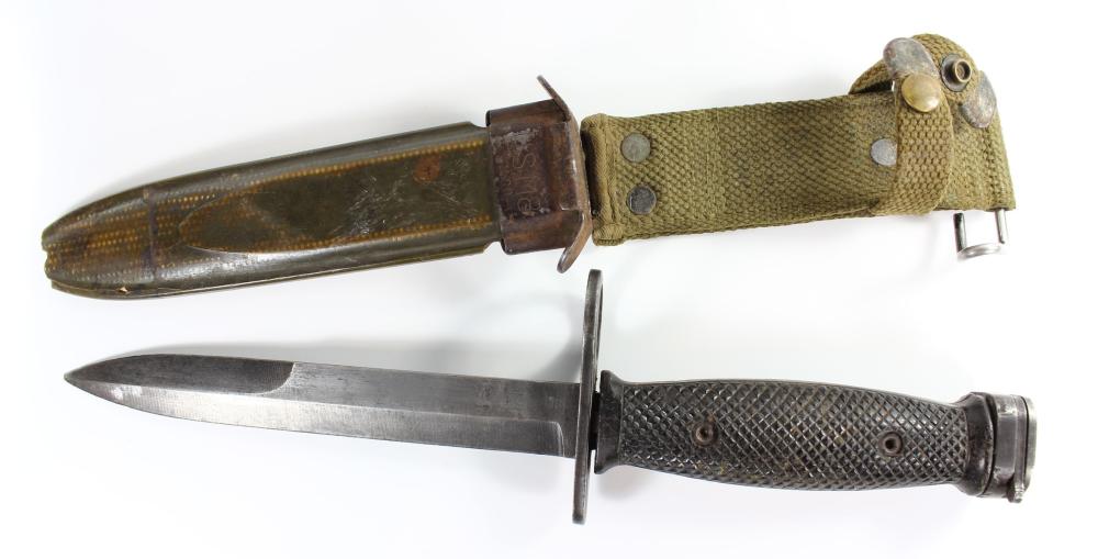 US Knife Bayonet in Scabbar... image