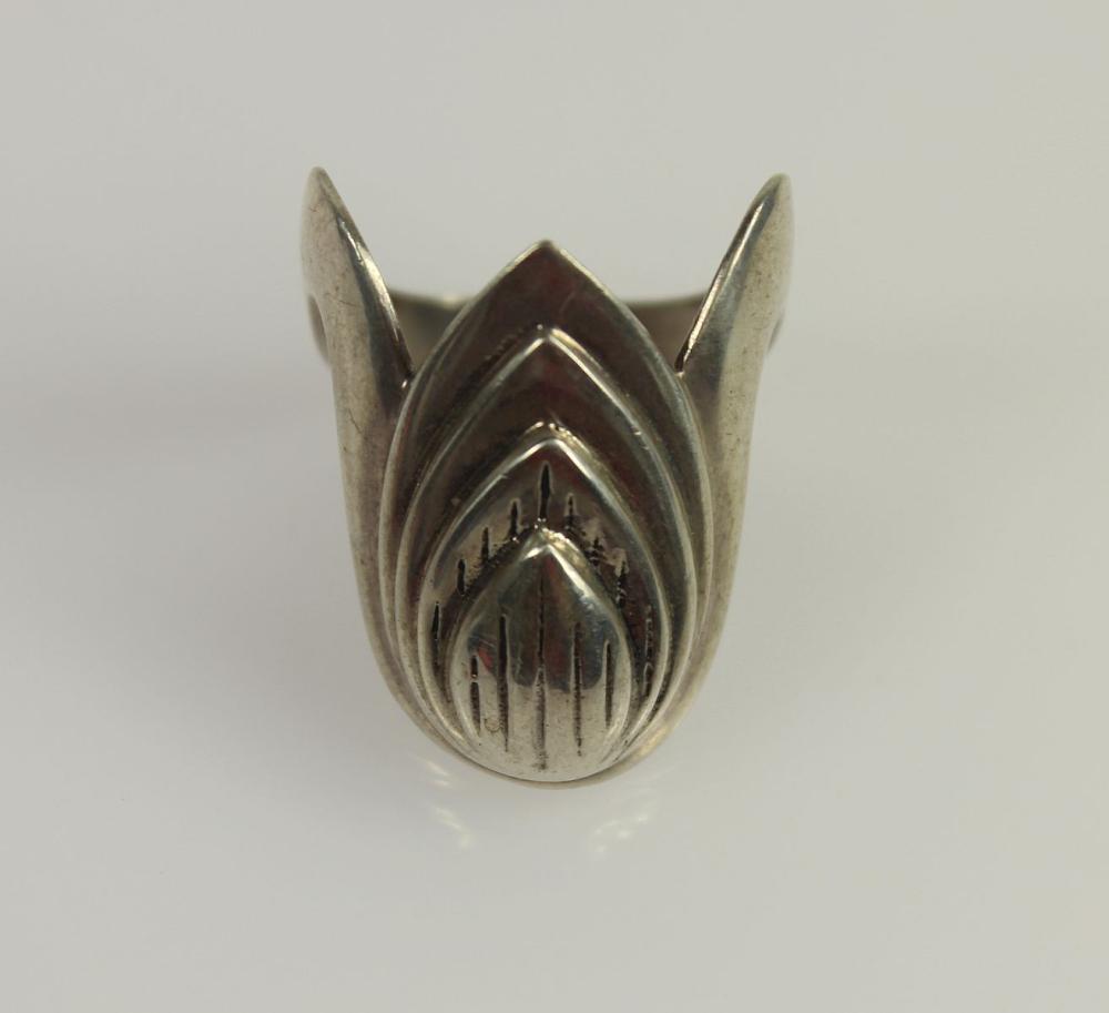 Lotus design Sterling (925)... image