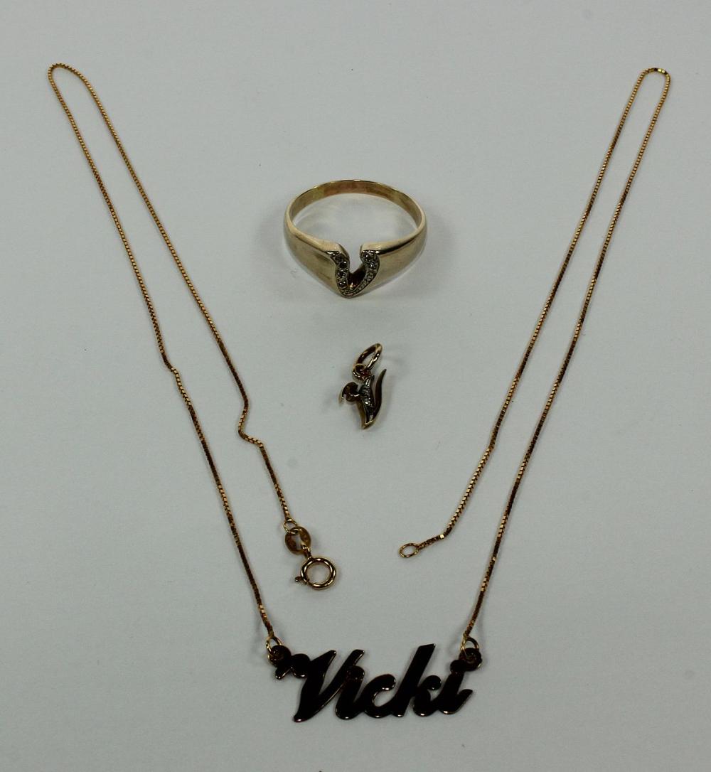 'Vicki' Necklace in 9ct Yel... image