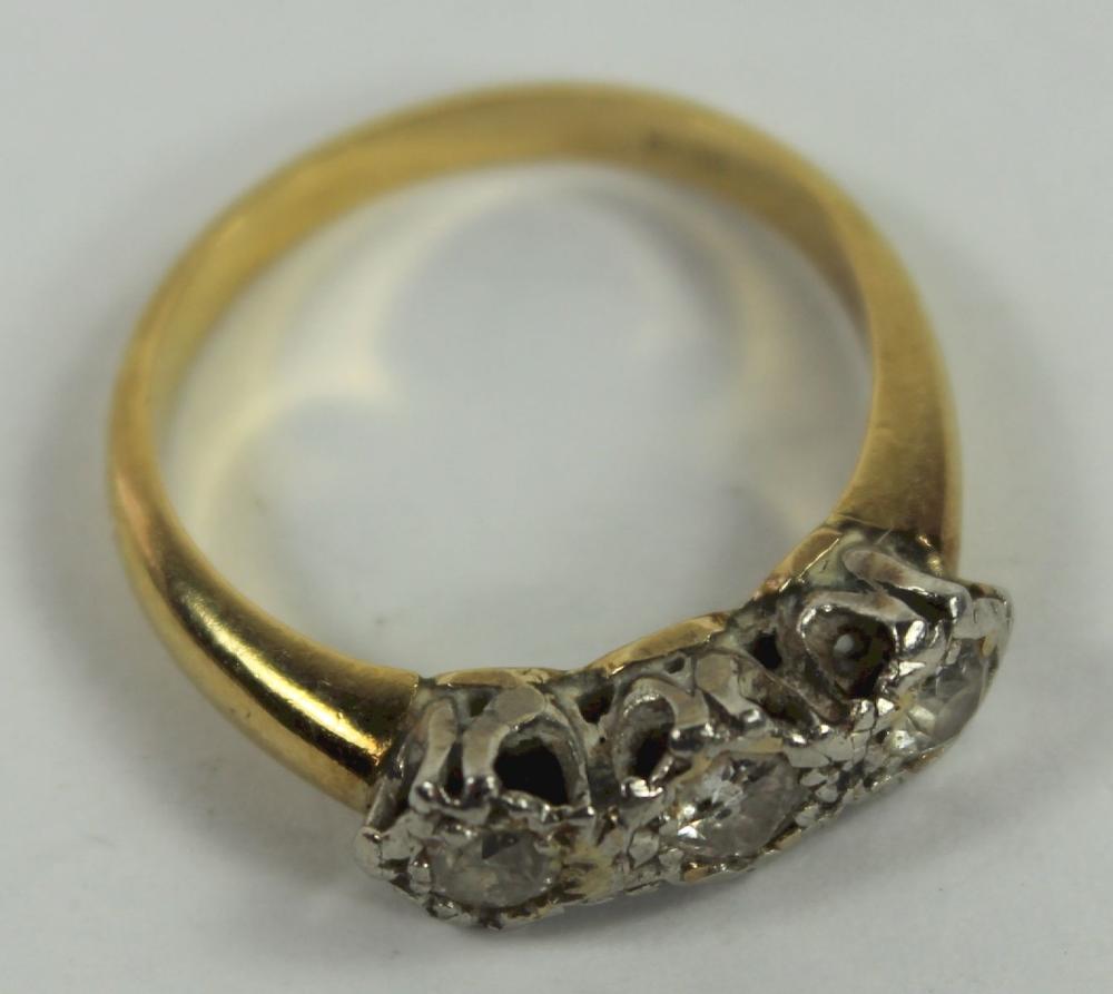 Tri-part Diamond Ring in 18... image