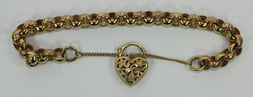 Link Bracelet in 9ct Yellow... image