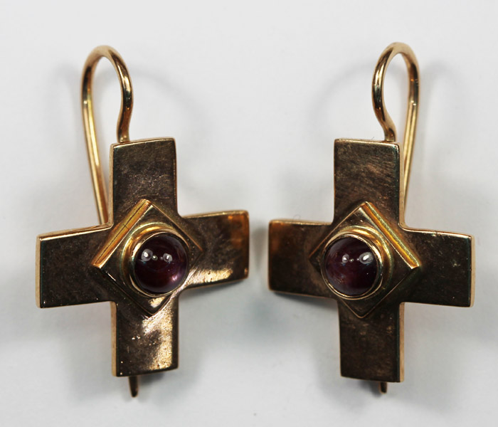 Cross-shaped Earrings in 9c... image