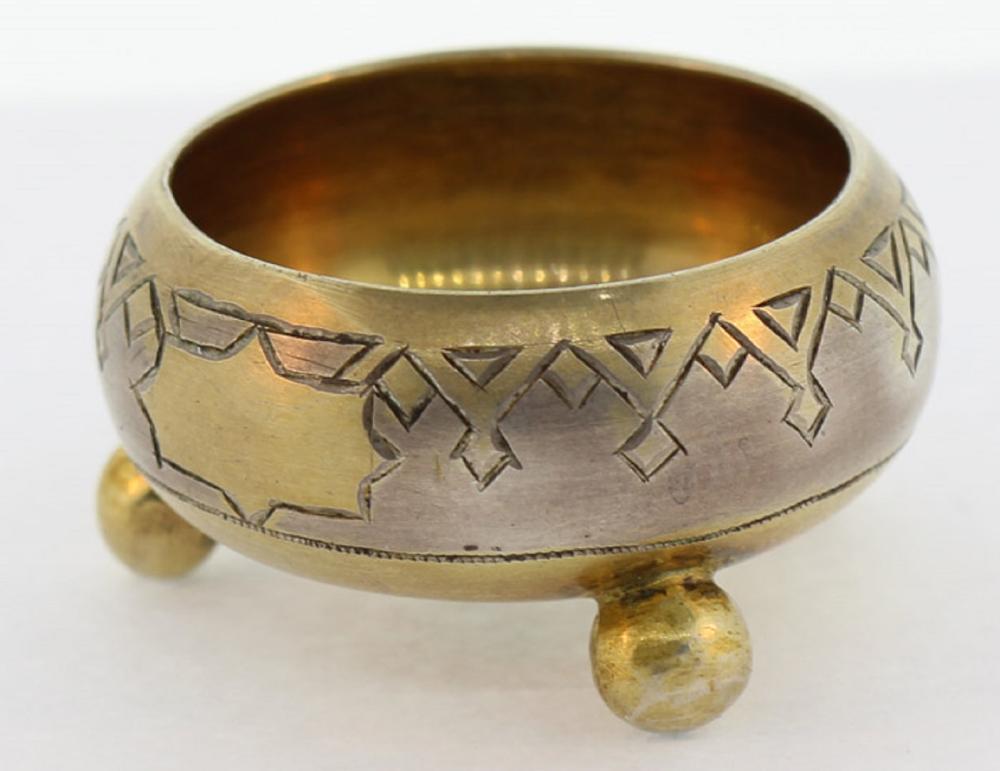 Exquisite Russian Gilt (0.8... image