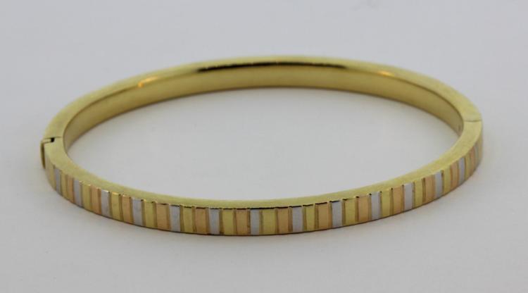 18ct Gold Hinged Bracelet image